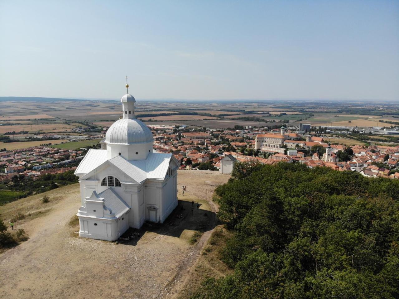 Penzion U Bednaru Pavlov Bagian luar foto